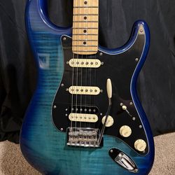 Fender Stratocaster Player Series