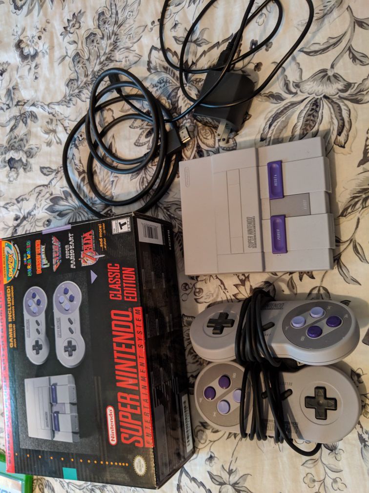 Class SNES, with box and added games