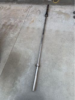 7’ Olympic bar 45 lbs