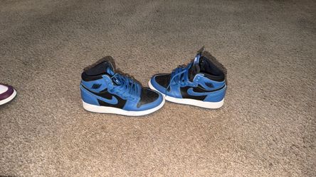 Jordan 1 Mids Marina Blue size 5Y