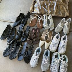 Nike Sz 11 Women Running Shoes +12 Pairs