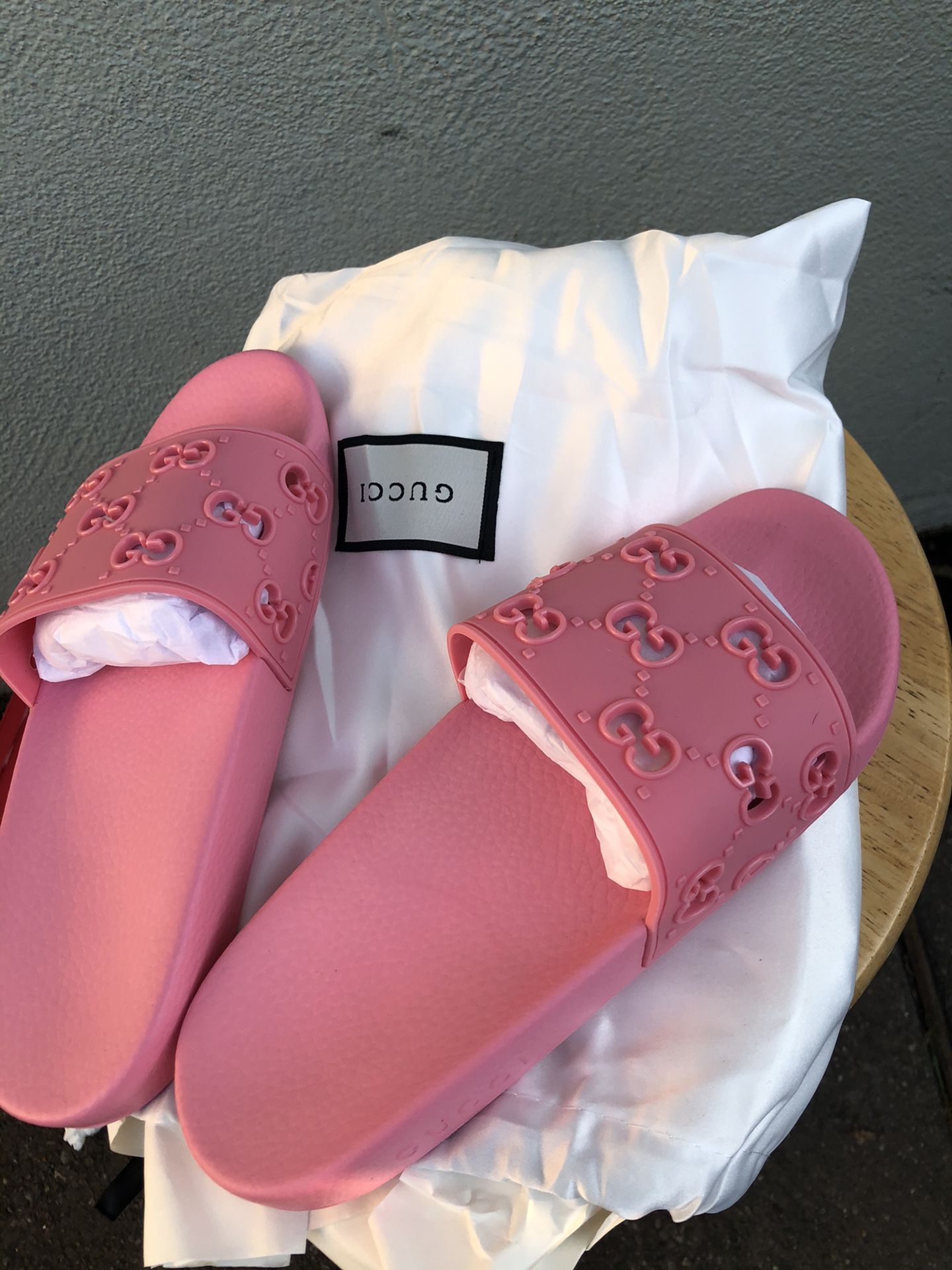 New Victoria Secret PINK Pillow slides for Sale in Visalia, CA - OfferUp