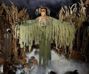 SCARECROW ANIMOTRONIC