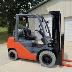 Toyota Forklift LOW HOURS no Issues 