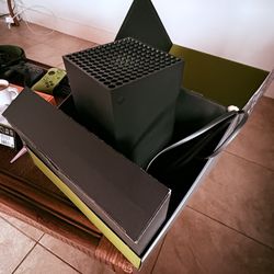 Xbox series X Console 1tb SSD, 2 xbox elite controllers, steel series artic nova 7x headset and scuf valor pro wired controller