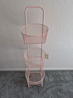 Metal fruit holder
