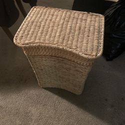 Wicker Clothes Hamper 