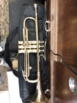 Olds Ambassador trumpet with carrying bag