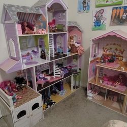 2 DOLL HOUSES. 