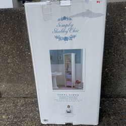 Vintage Rachel Ashwell Simply Shabby Chic Linen Towel Tower Shelf