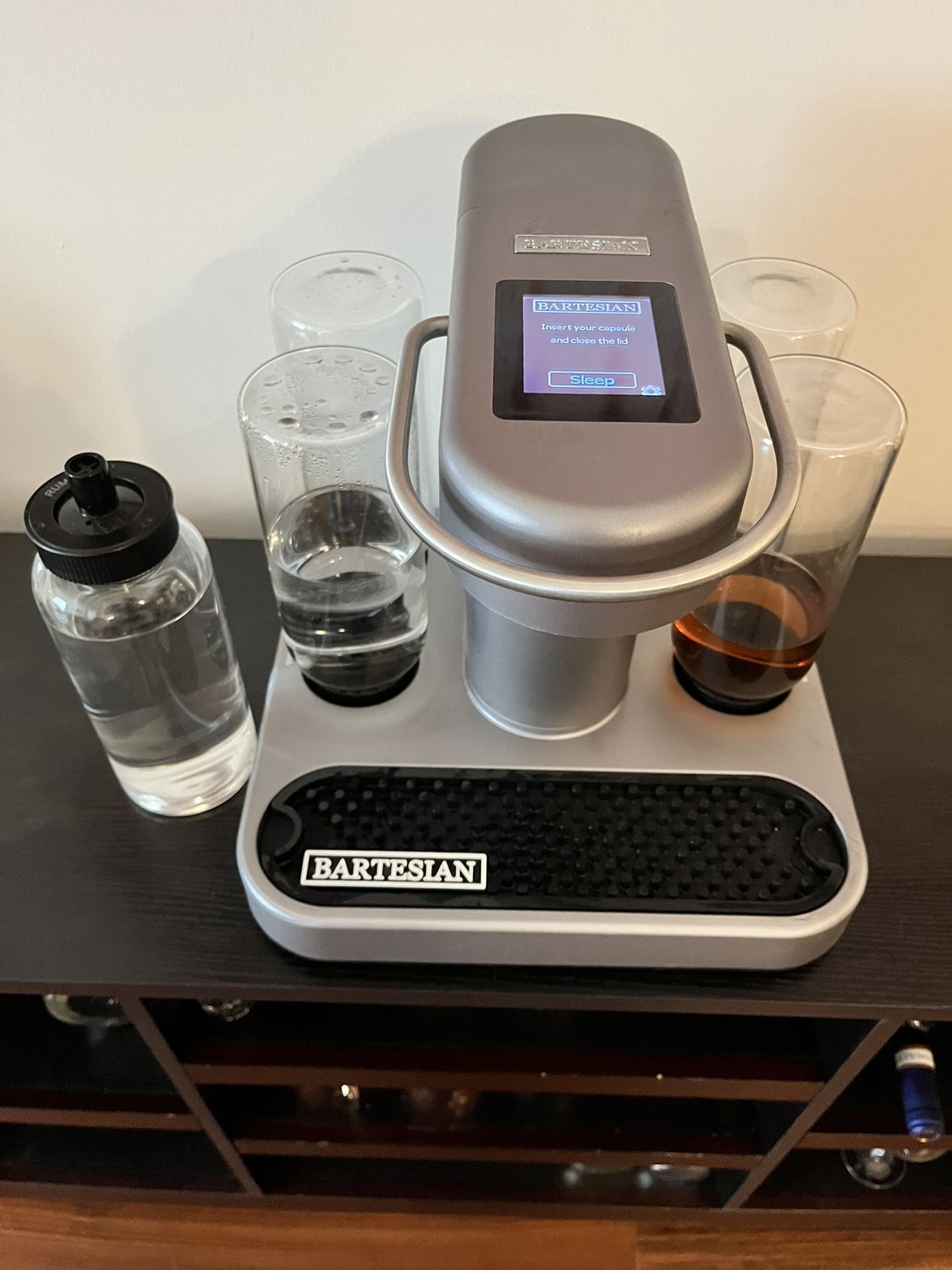 Brand New Drinkworks Cocktail Keurig Bartending Machine for Sale in Kansas  City, MO - OfferUp