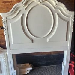 Vintage White Headboard – NEW / Never Used (Wayfair)