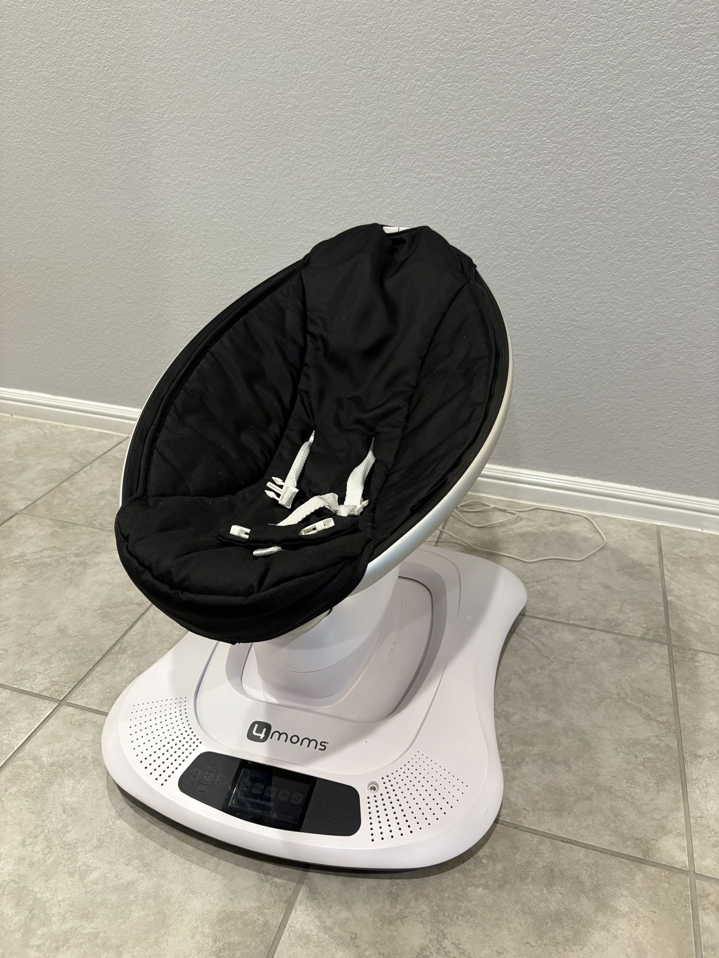 4moms MamaRoo Multi-Motion Baby Swing