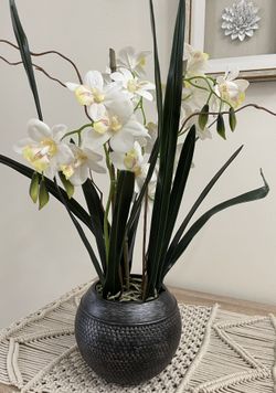 Artificial orchid