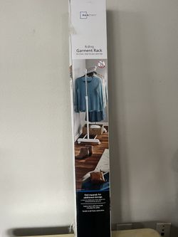 Mainstays Rolling Garment Rack (Expandable) - BRAND NEW
