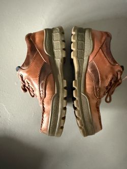 Men’s size 7.5 Ecco and Clark boots
