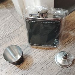 Small Flask With Cup