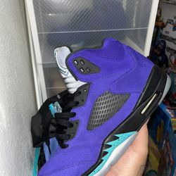 Air Jordan 5 Retro ‘Alternate Grape' Size 11.5