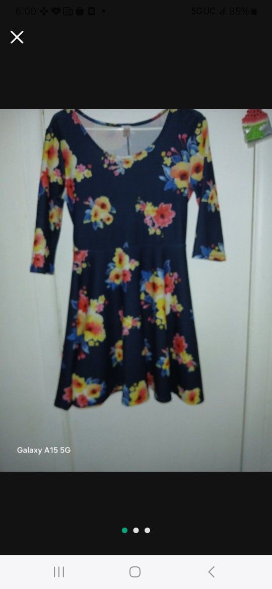 It's A Blue Dress With Yellow Flowerlight 