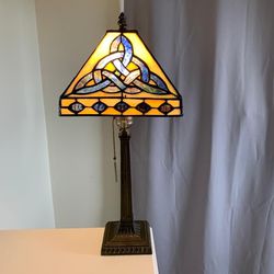 Celtic Lamp Stained glass Table Lamp Style Art Glass Desk Lamp

