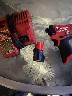 Milwaukee Tools 