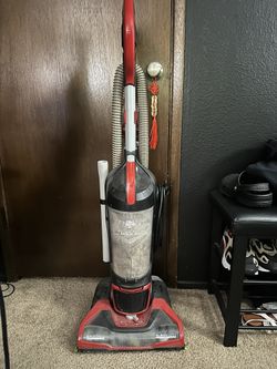 Dirt Devil Vacuum