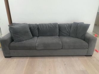 Z gallery couch