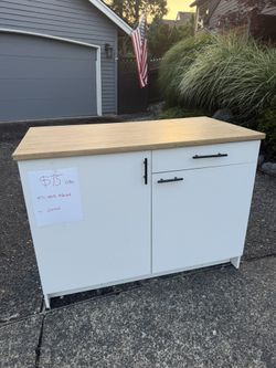 Butcher Block Cabinet & Cabinet Sink