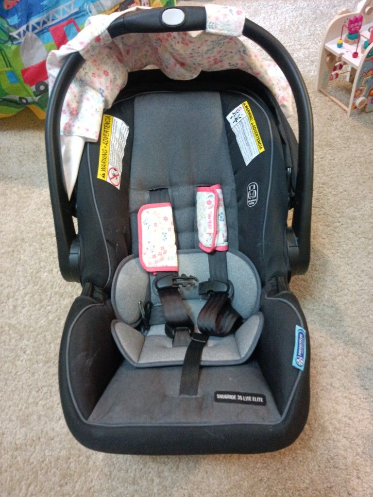 Graco SnugRide SnugFit 35 Lite Elite Baby Car Seat With Car Base