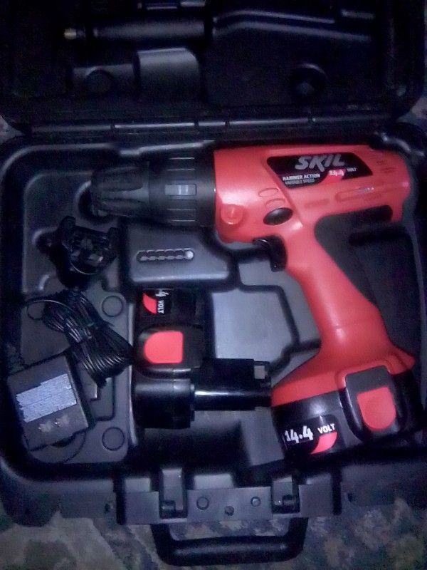Skil Cordless Drill