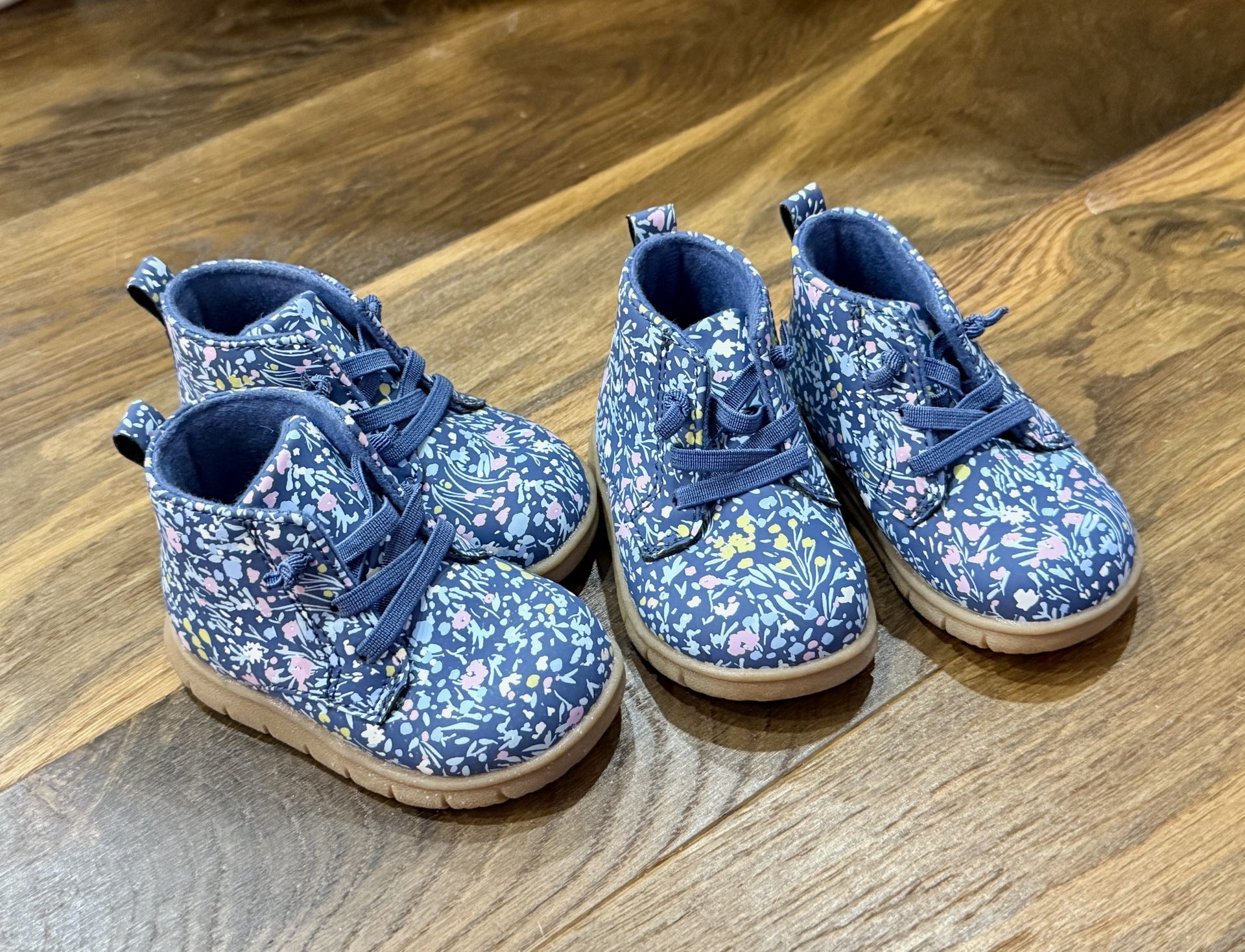 Carters Size 3 Girls Shoes