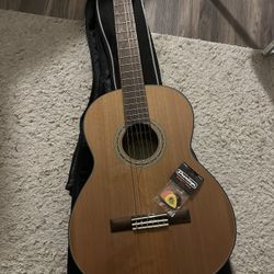 Fender CN-140S NAT Classical Guitar
