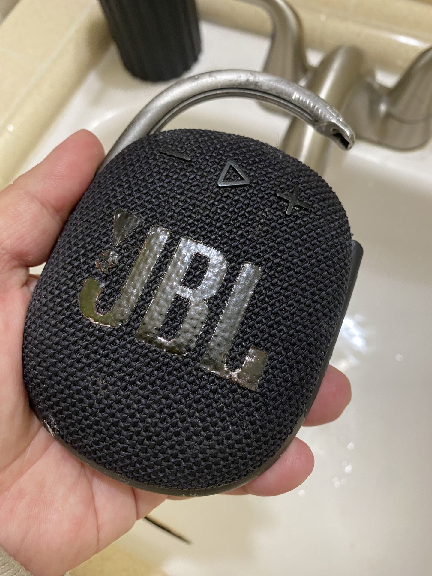 JBL Bluetooth Radio!!! π₯π₯π₯