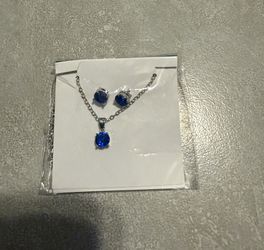 New Blue Necklace And Earrings 