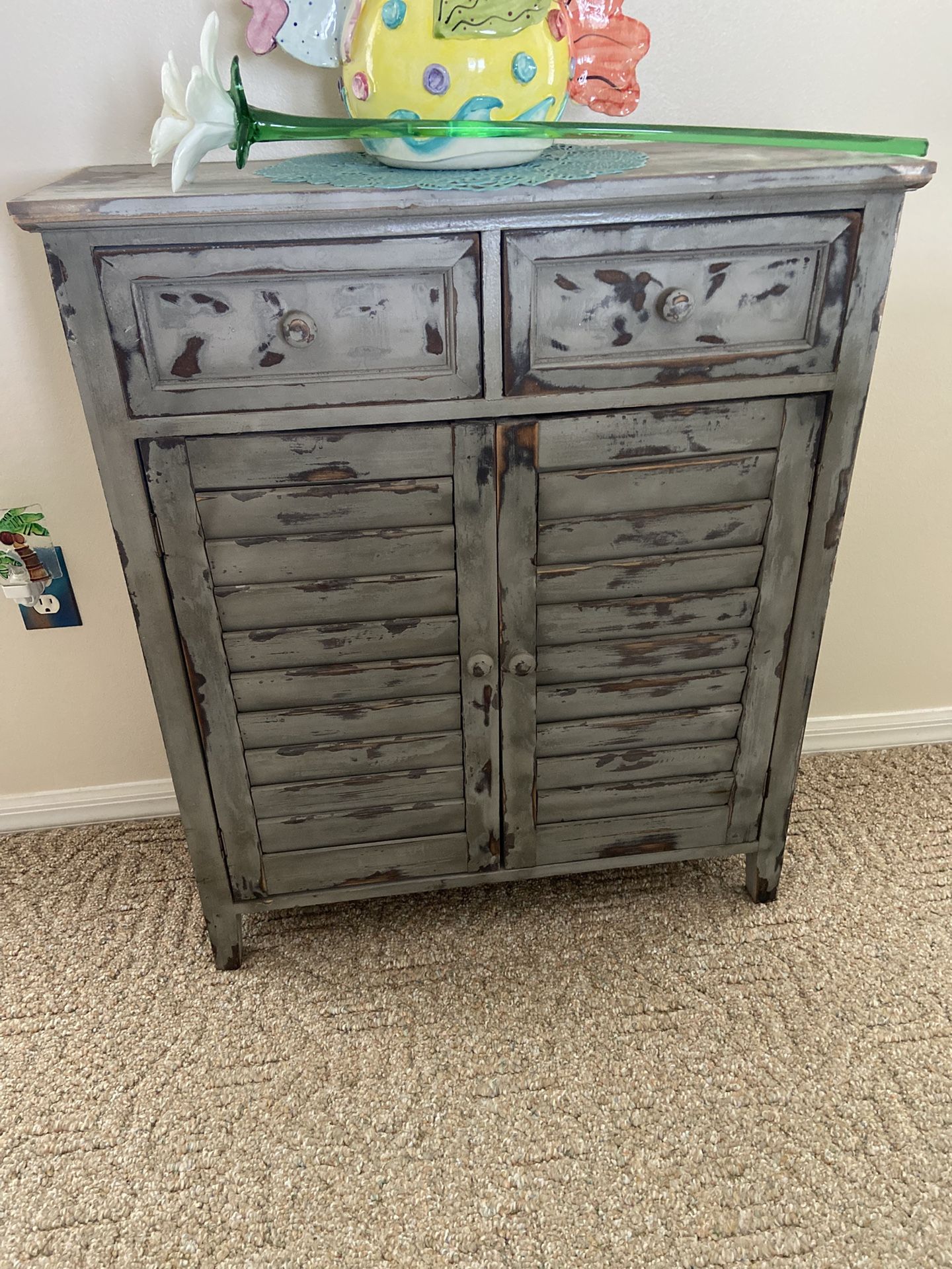 Very Nice 2 Drawer cabinet