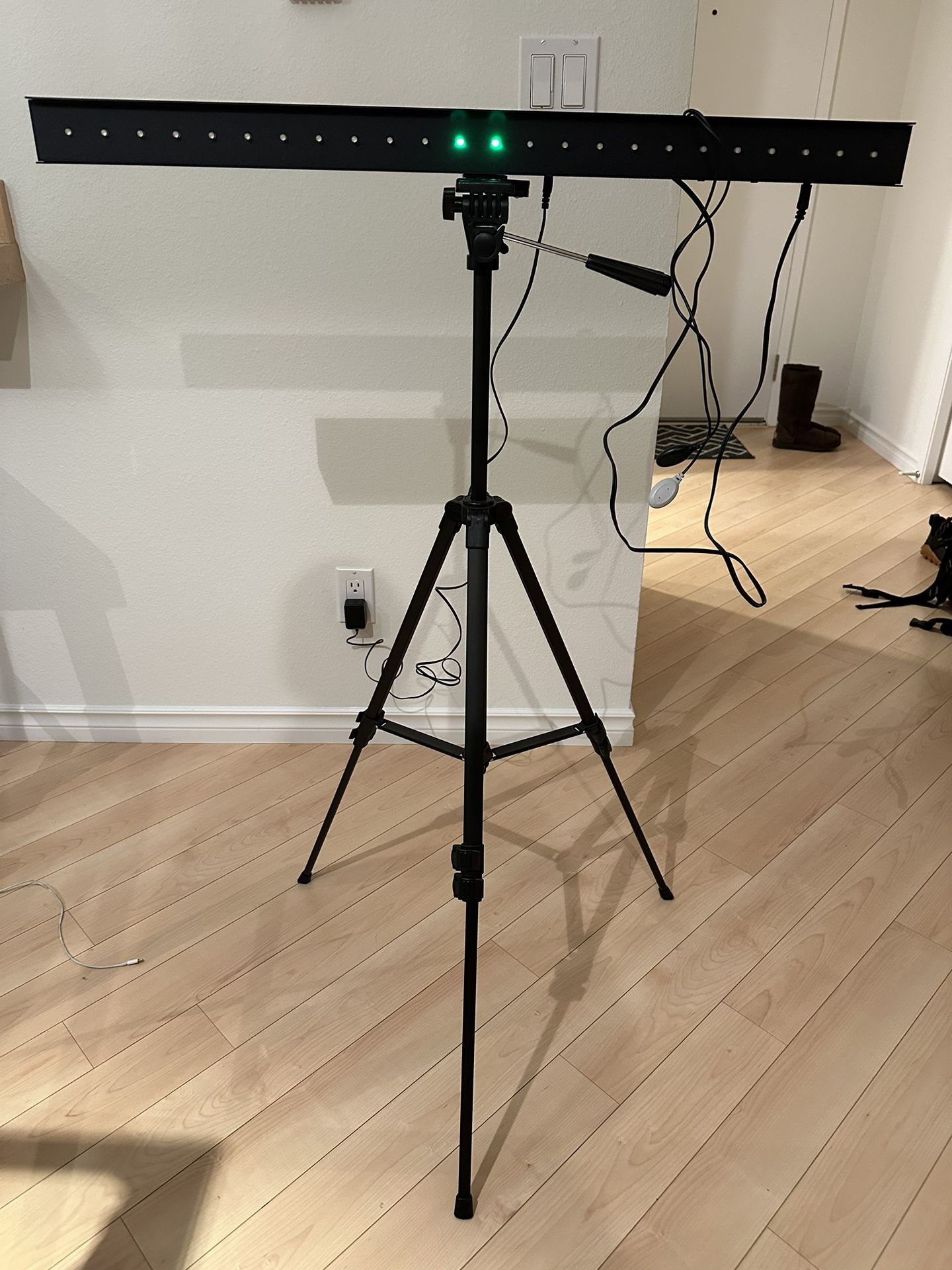 EMDR NeuroTek Lightbar With Remote And Buzzers