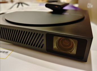 XGIMi LED 1920*1080 Full HD, Auto Focus, Auto Keystone Correction Home Projector