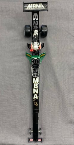 Action 1:24 Cory McClenathan MBNA 2000 Top Fuel Dragster Signed LE 1 of 4008