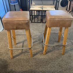 Retro set of 2 Leather Barstools
