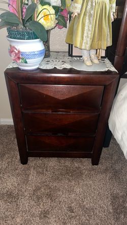 Nightstand  - drawer dark wood nice quality piece