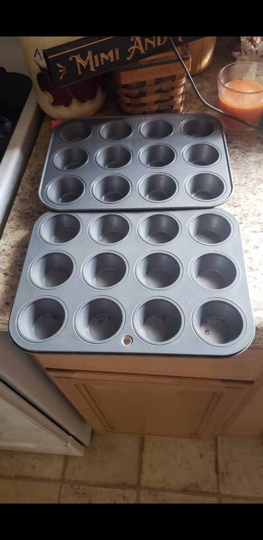 Baking Pans And Socks