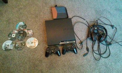 Playstation 3 slim 7 games, headset
