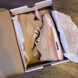 Jordan 4 shimmer Size 8 