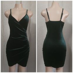 Fashion Velvet Mini Dress New Size S Strech Material.