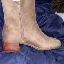 STITCH  FIX  WOMENS  TAN ZIP UP BOOTS