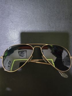 RayBan Sunglasses -Aviators (RB3025) Excellent Condition