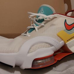 Nike Air Zoom Superrep 3   Size 10.5