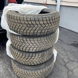Michelin X-Ice Snow 205/55R16 – Set of 4 – Only ~10k miles