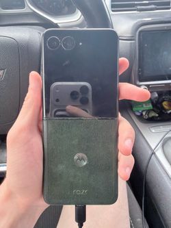 Motorola razr plus 2024