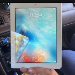 iPad 3rd Gen (WiFi) / 16GB / MD328LL/A